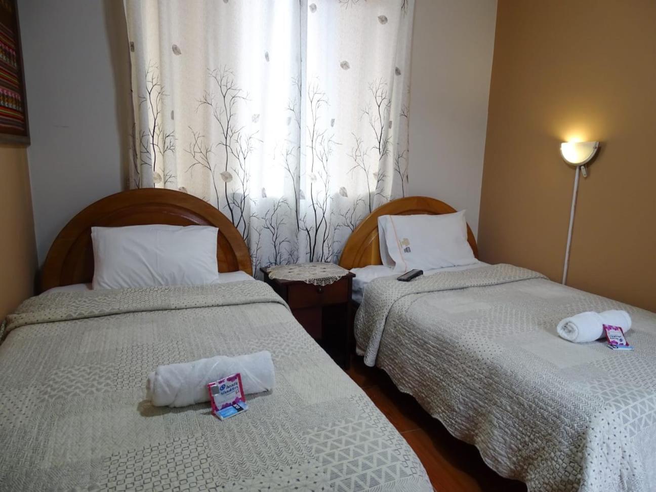 Casa Hospedaje Teresita チャチャポヤス エクステリア 写真