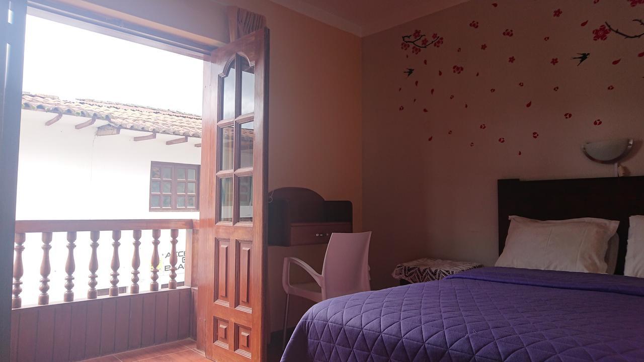 Casa Hospedaje Teresita チャチャポヤス エクステリア 写真